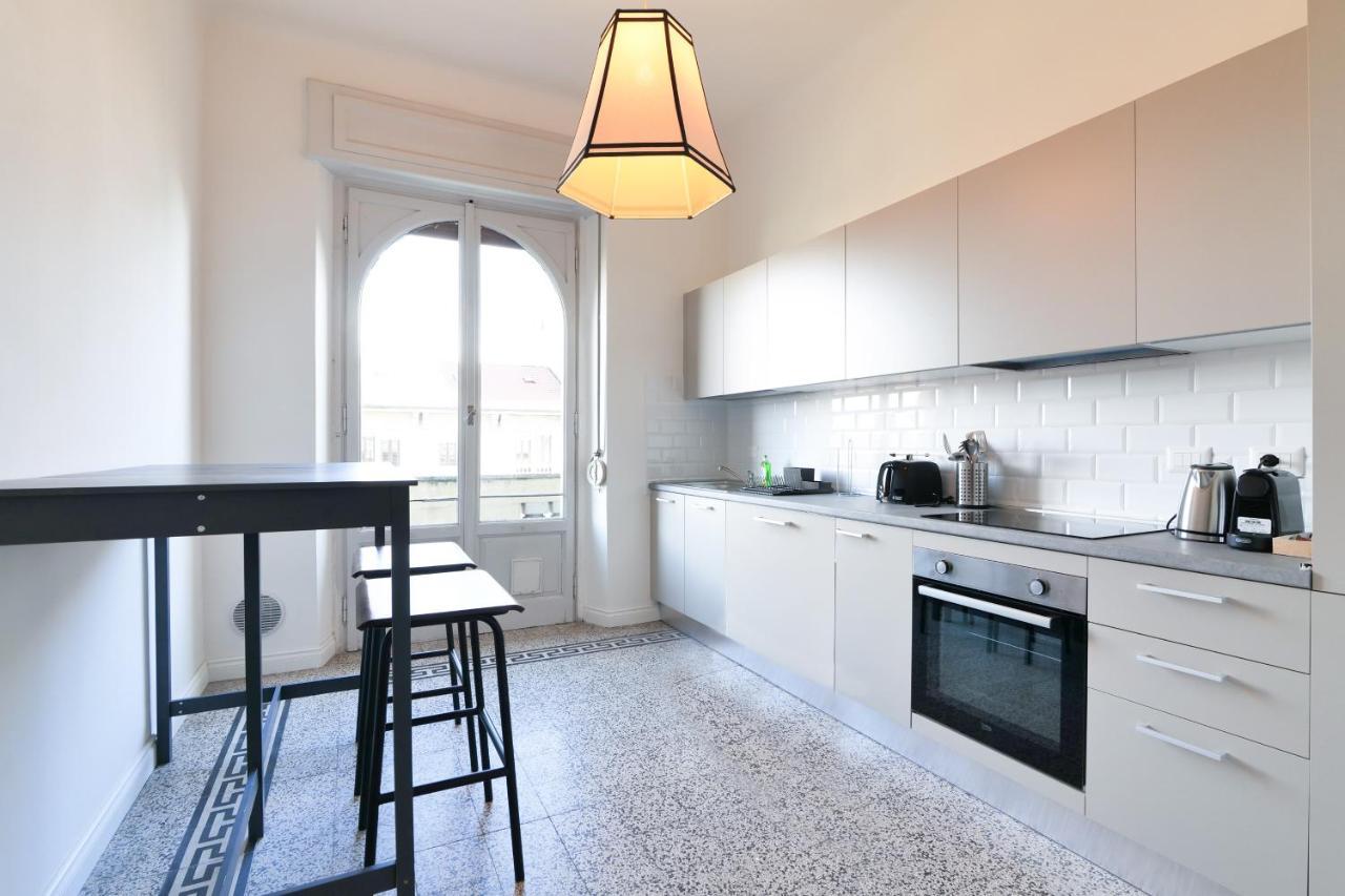 Adelaide Elegant Apartments Mailand Exterior foto